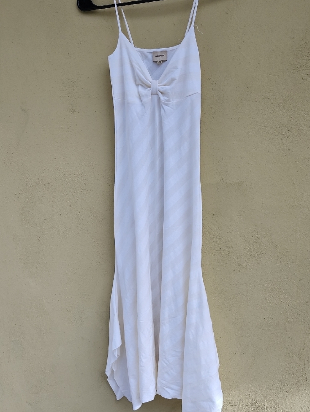 Ella Moss White And Cream Slip Dress with Front Twist Detail - Picture 5 of 11